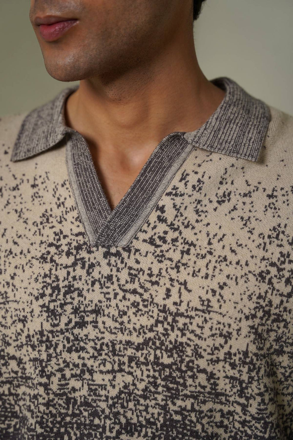 GREY BEIGE FALL DUSK SWEATER