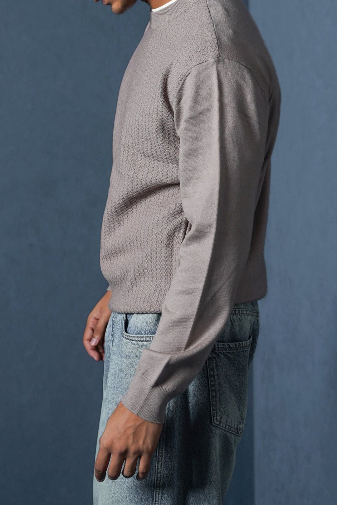 BEIGE CREW NECK SWEATER