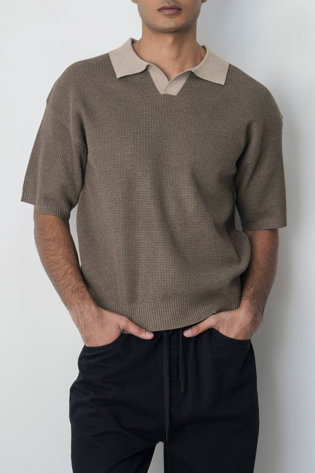 CONTRAST COLLAR POLO
