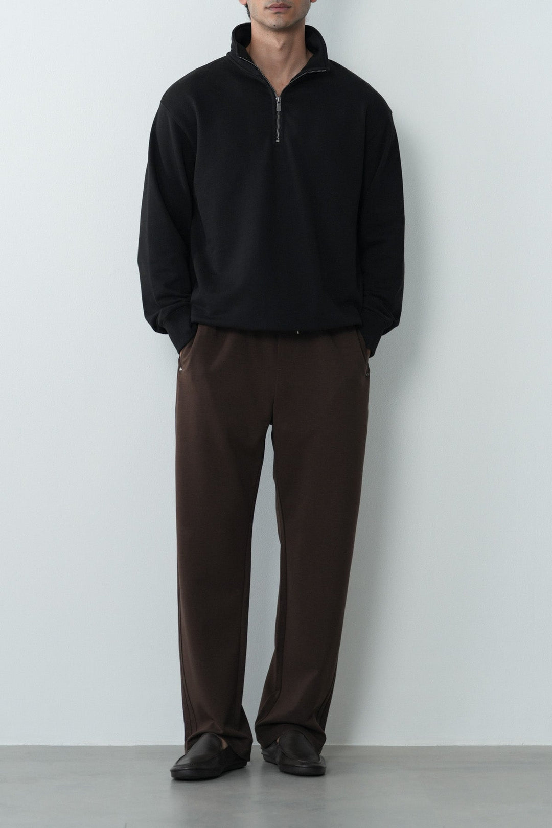 EVERYDAY MOCK NECK ZIP SWEAT