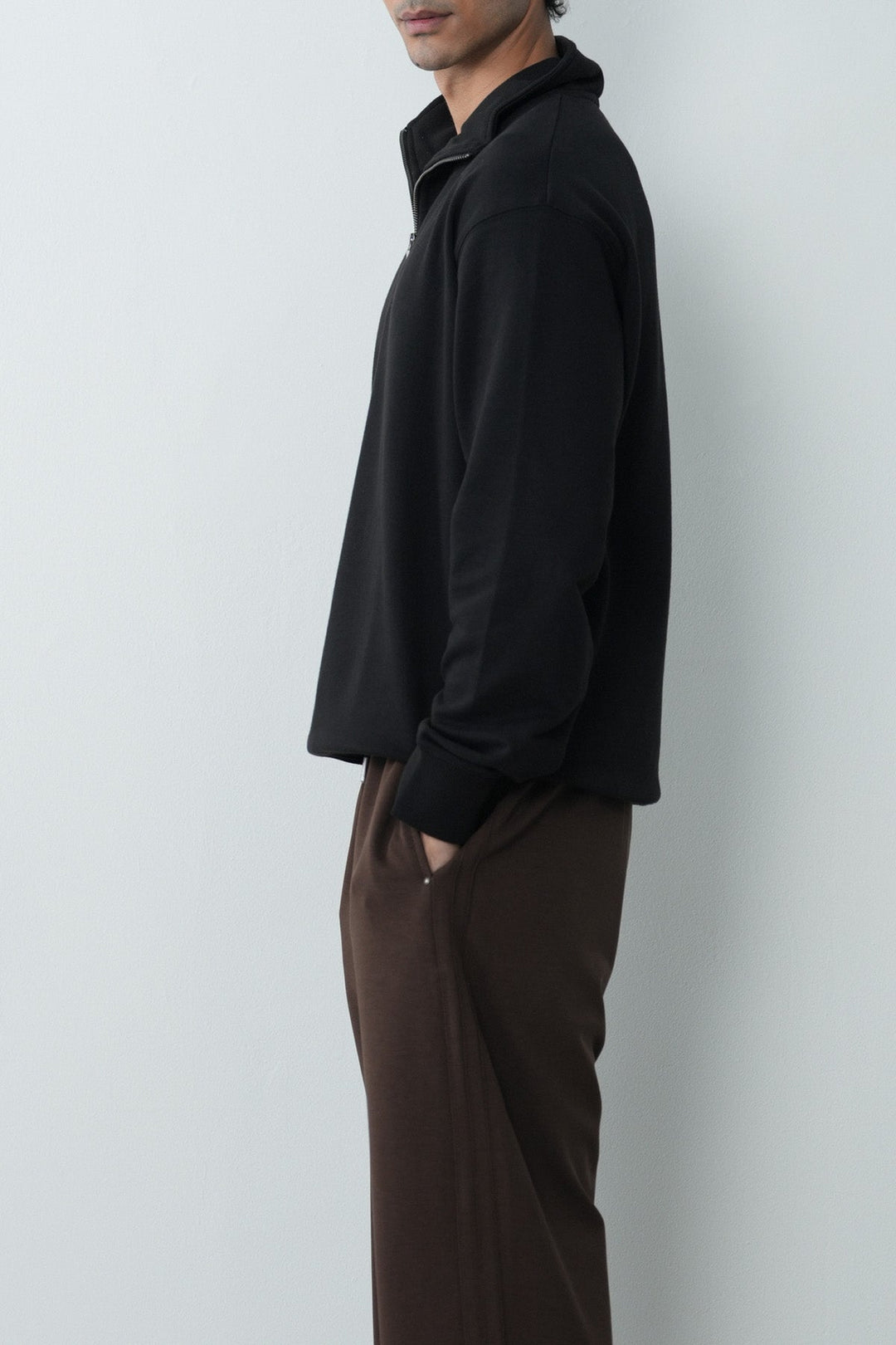 EVERYDAY MOCK NECK ZIP SWEAT
