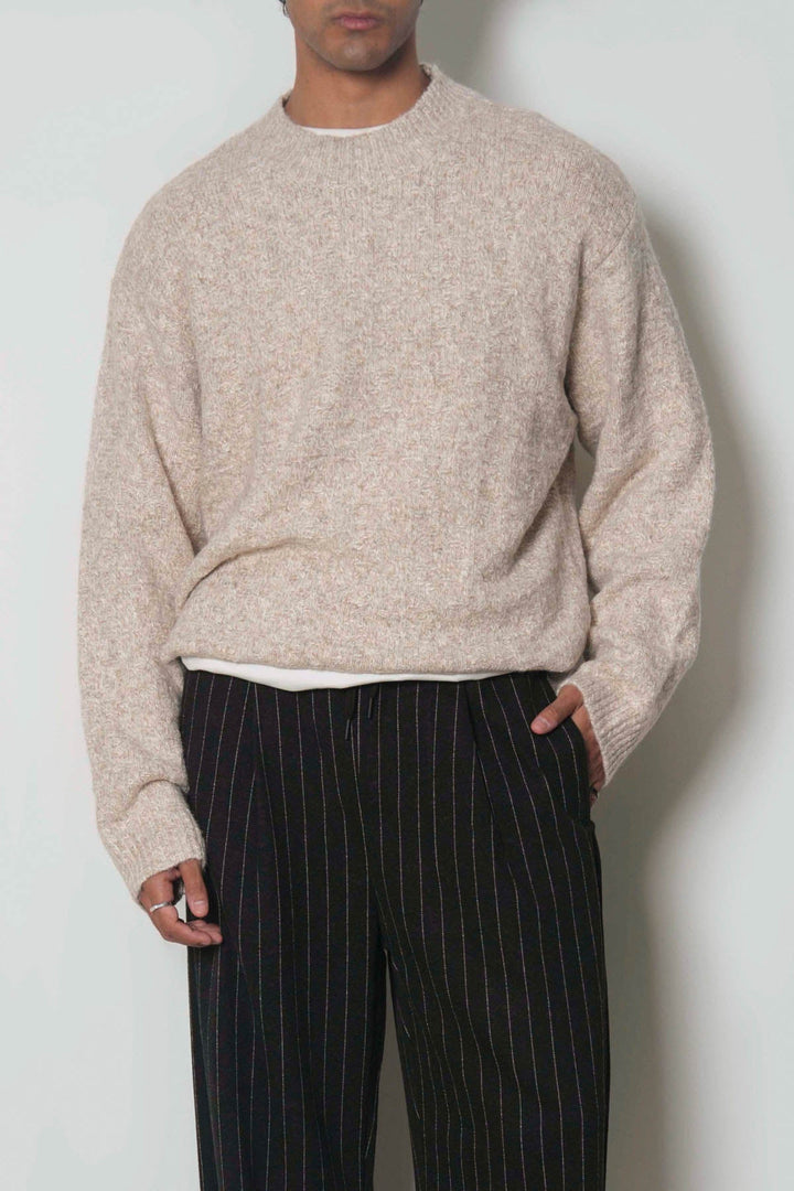 FLECKED CREW NECK SWEATER