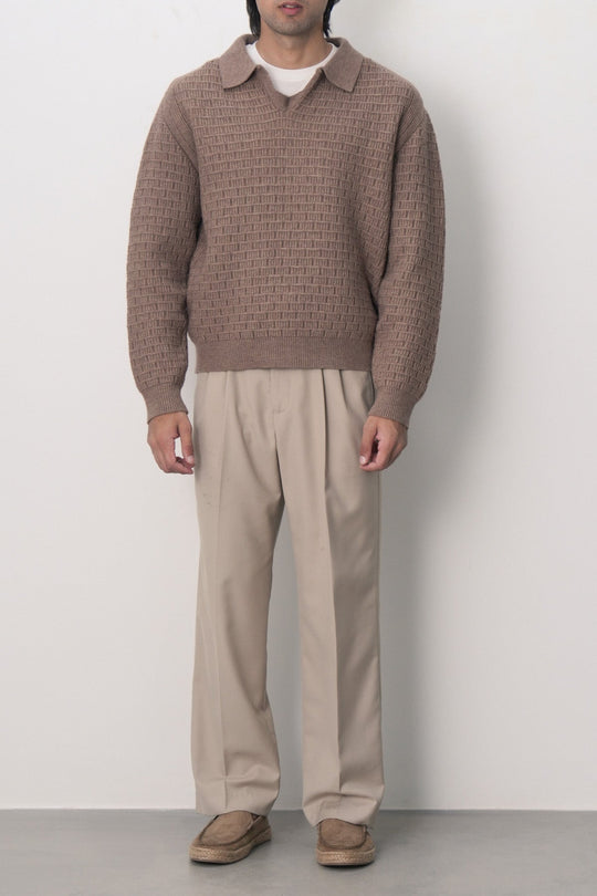 OPEN COLLAR TEXTURED POLO