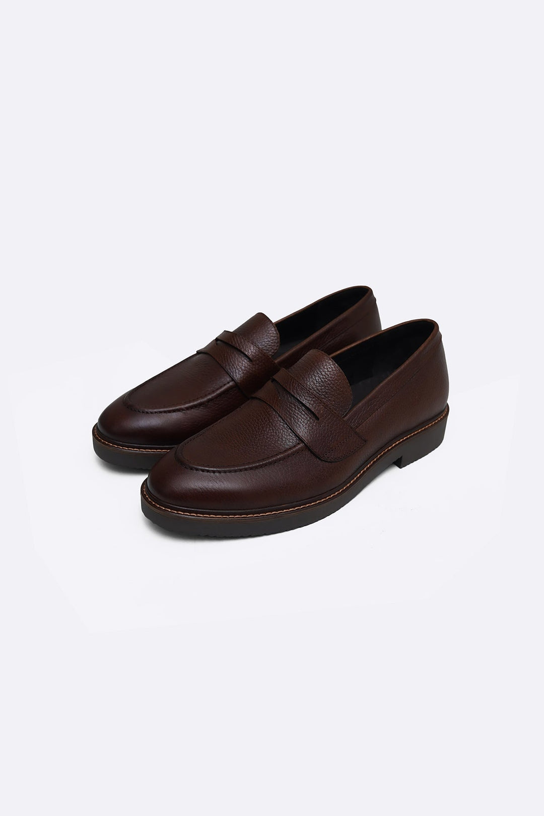 COGNAC CLASSIC LEATHER LOAFERS