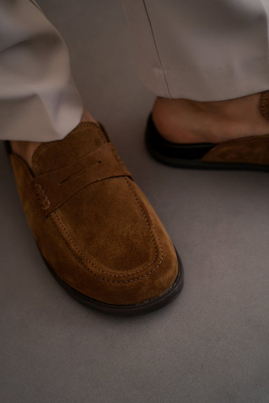 BROWN SUEDE LEATHER MULES