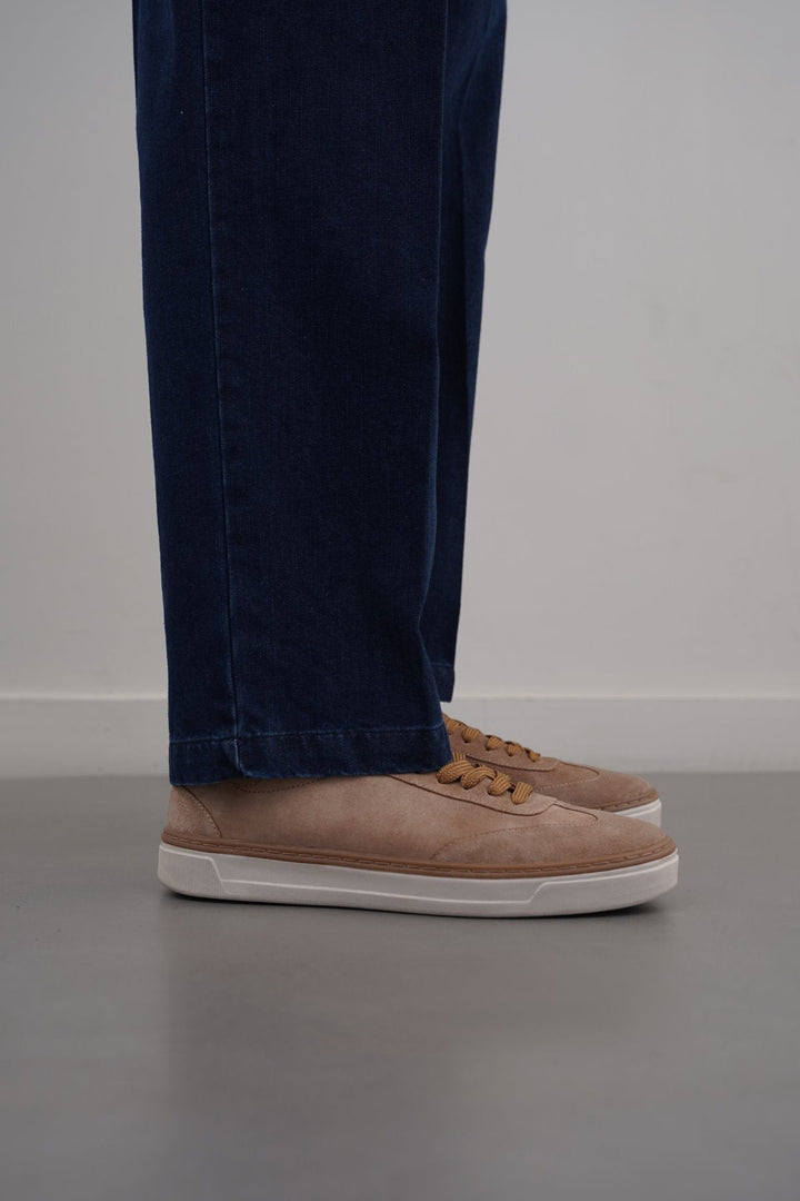 BEIGE LACE-UP LEATHER SNEAKER