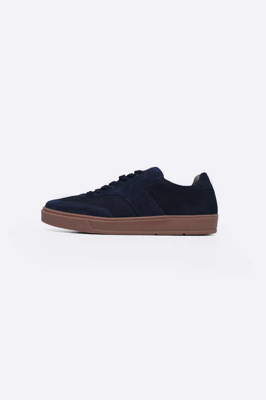 NAVY LACE-UP LEATHER SNEAKER