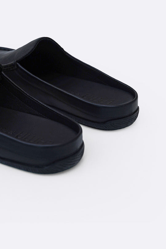 COMFORT LEATHER CLOGS