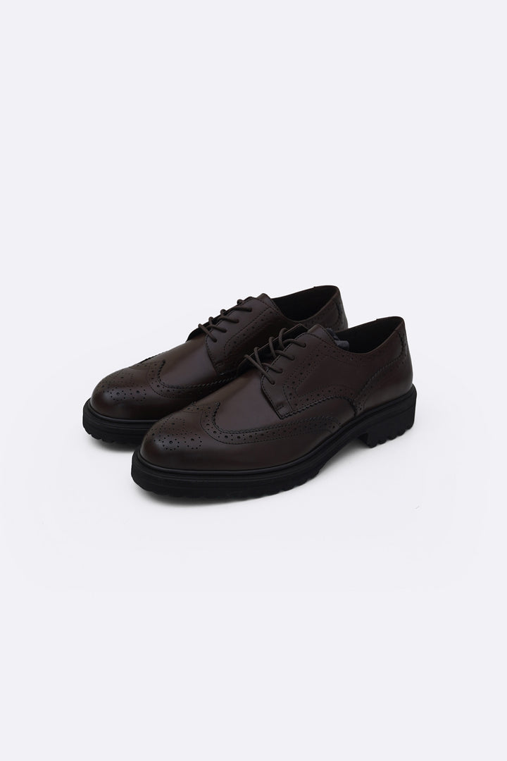 CLASSIC LEATHER BROGUES