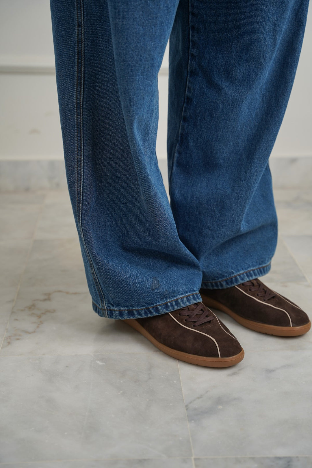 TOKYO SUEDE SNEAKERS