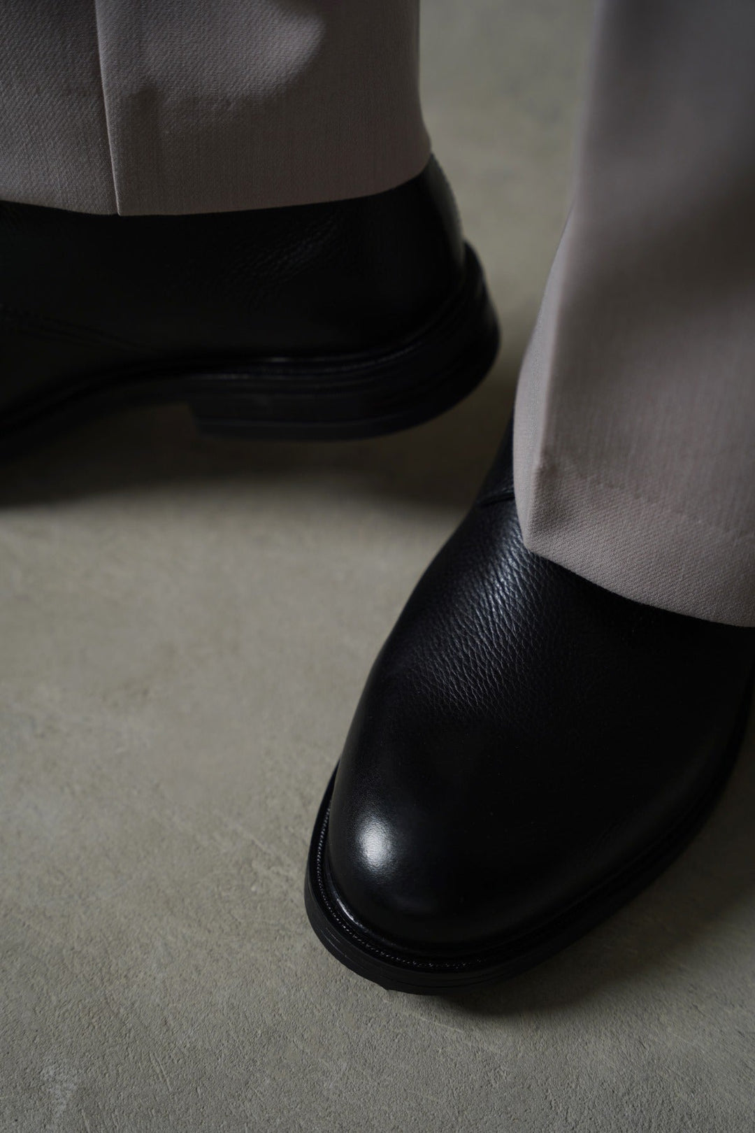 BLACK LACE UP LEATHER CHUKKA BOOT