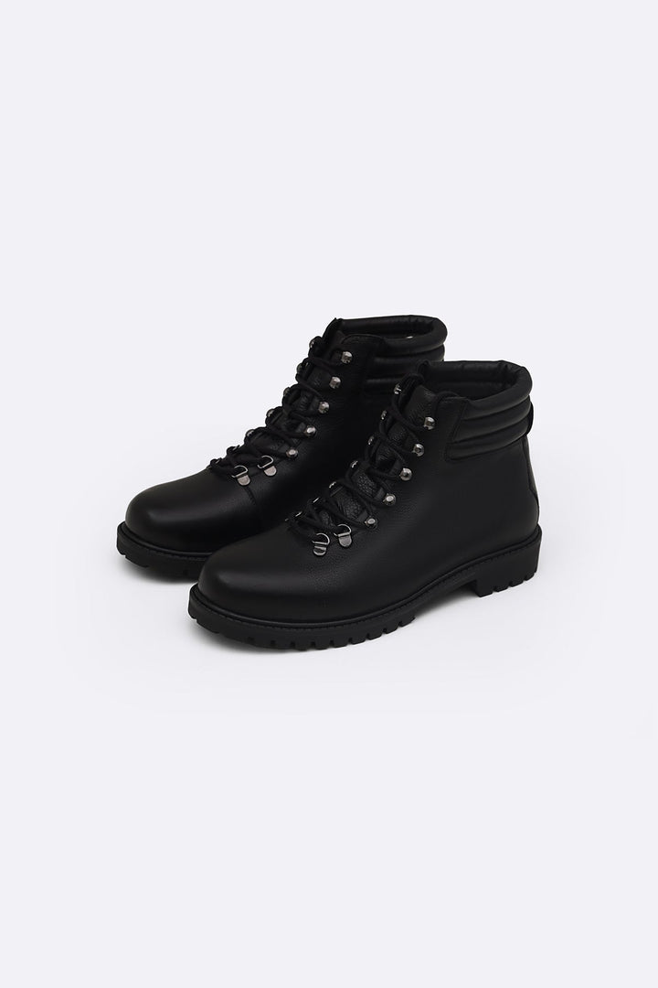 BLACK LEATHER URBAN HIKERS