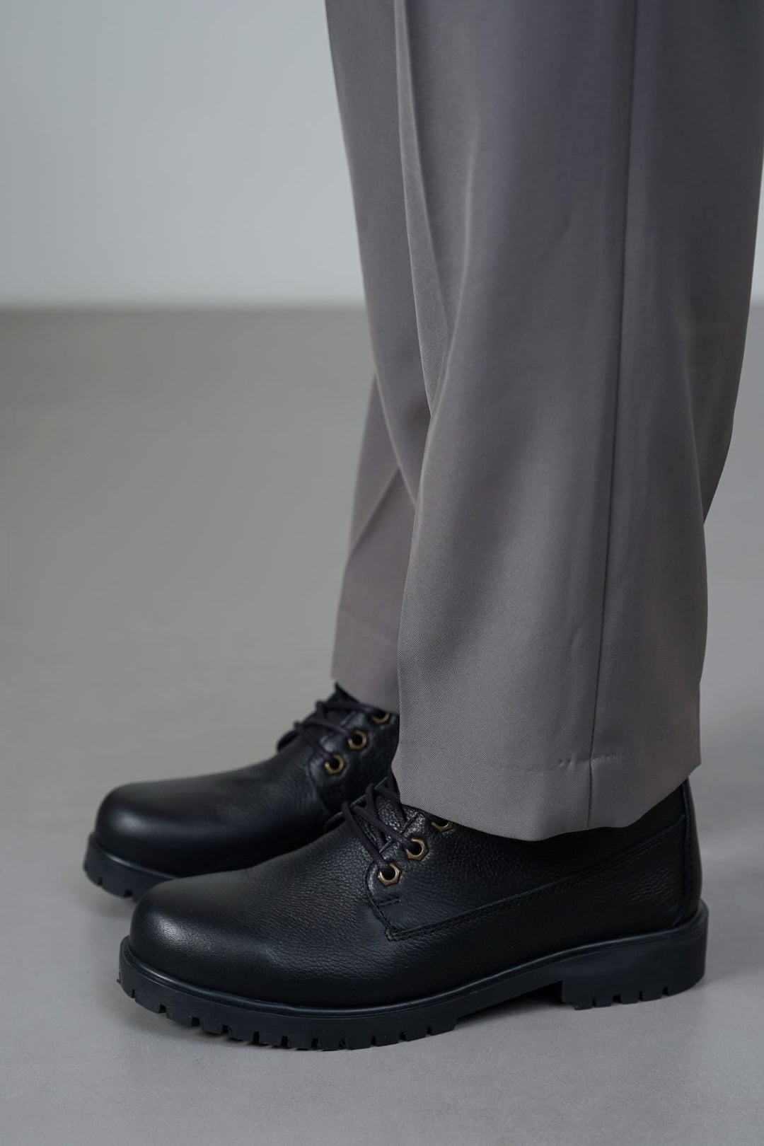 BLACK TITAN LEATHER BOOT