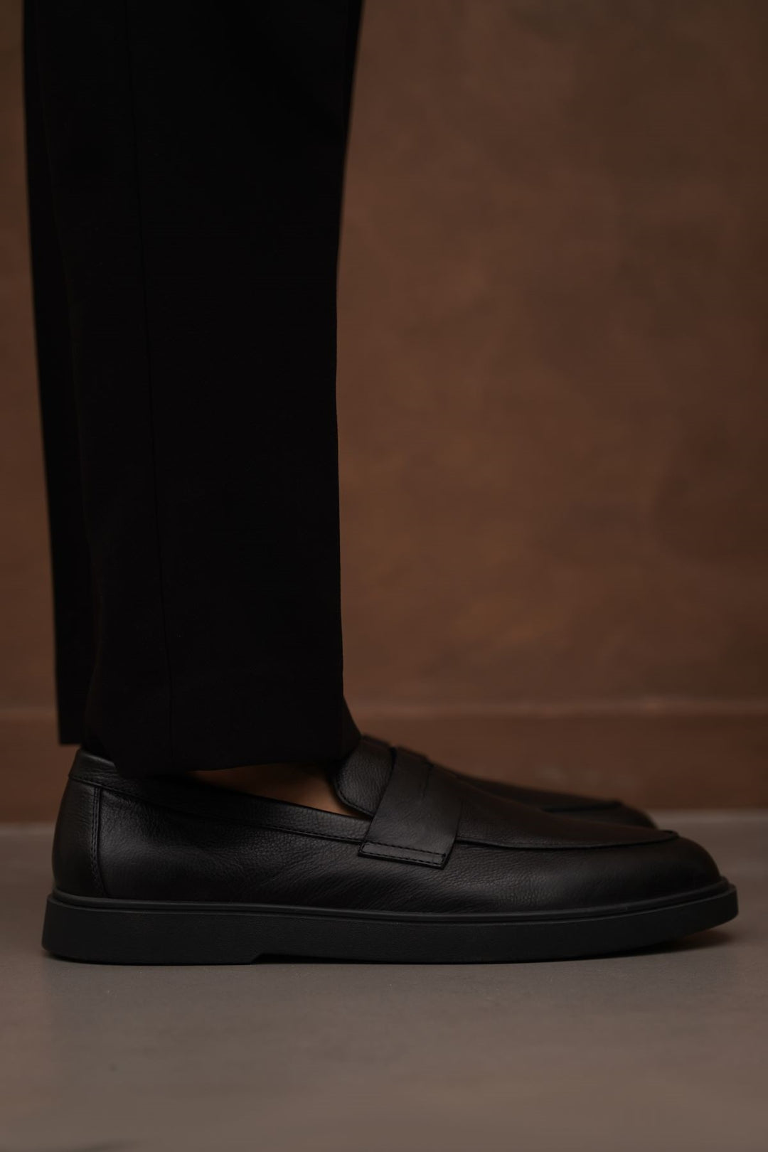 BLACK EVERYDAY LEATHER LOAFERS