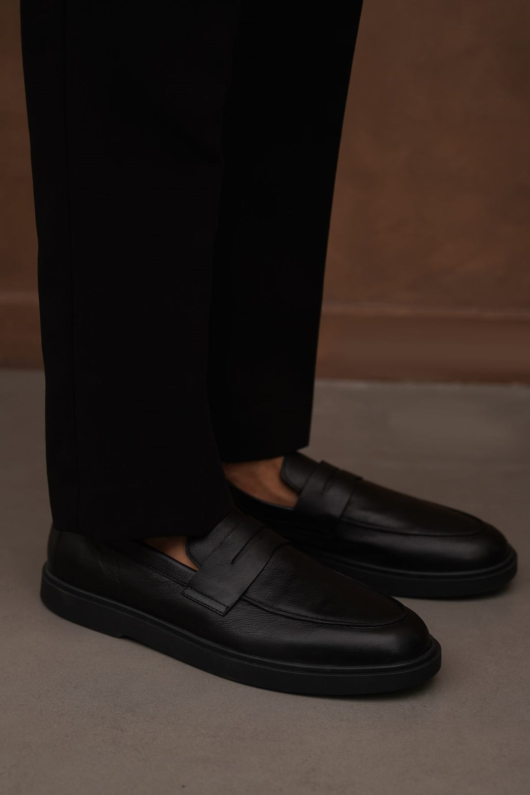 BLACK EVERYDAY LEATHER LOAFERS