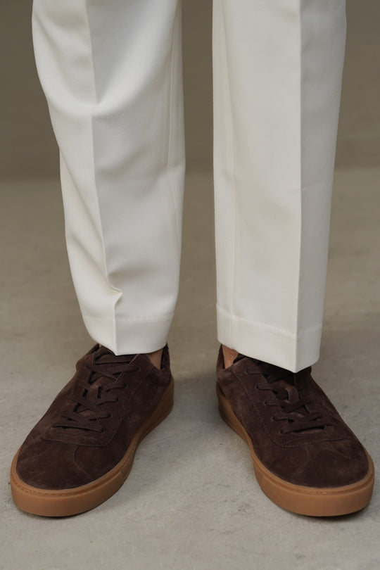 LOW-TOP LEATHER SNEAKERS
