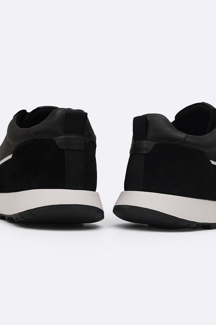 BLACK AIR LEATHER SNEAKERS