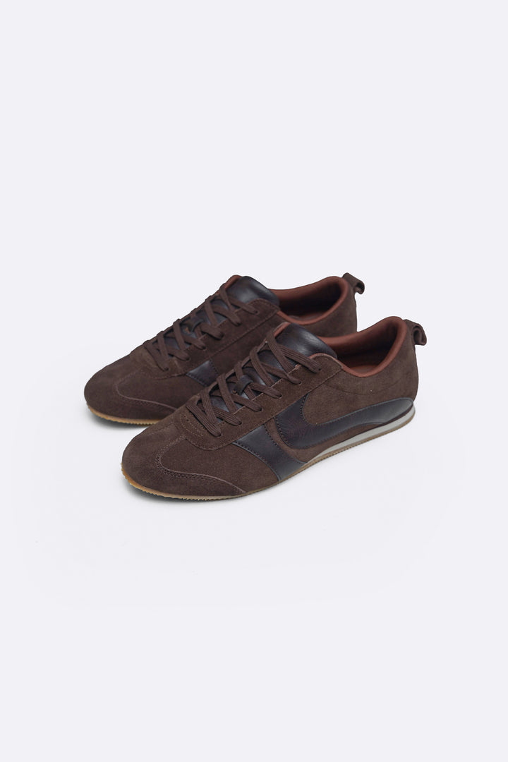 SUEDE LIFESTYLE SNEAKERS