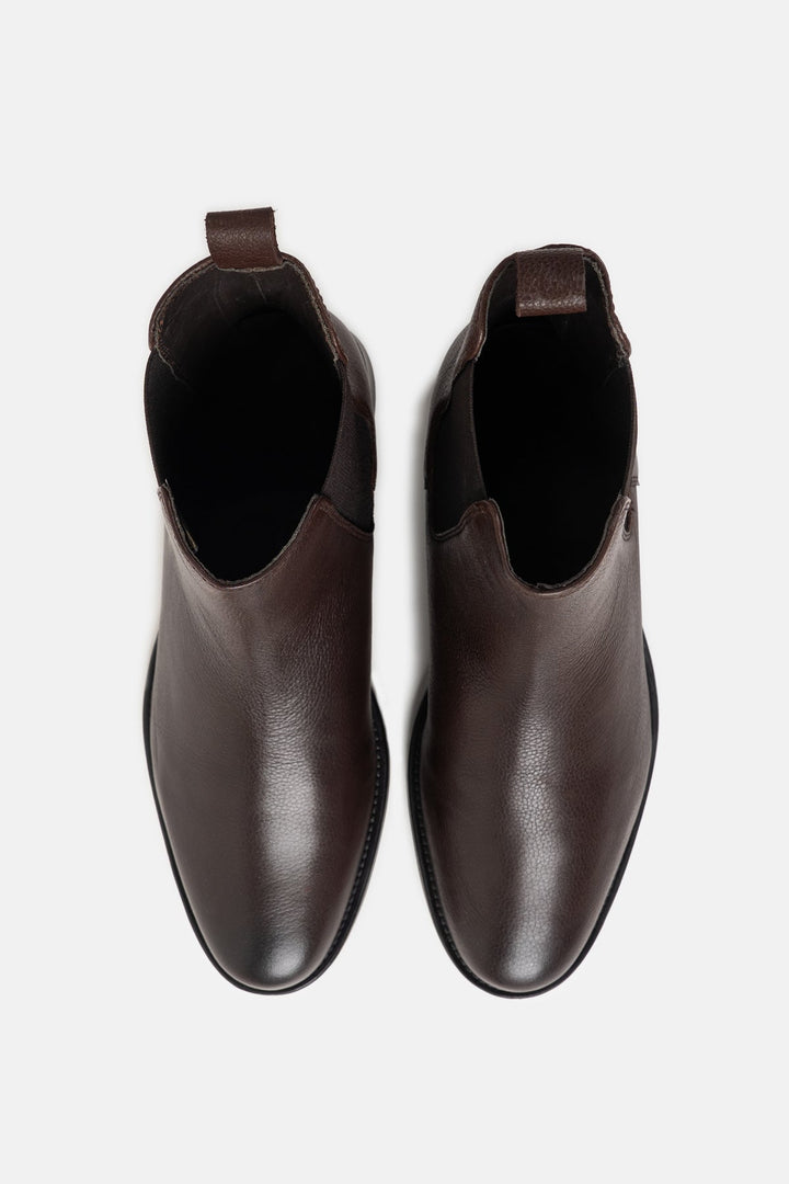 SLEEK LEATHER CHELSEAS