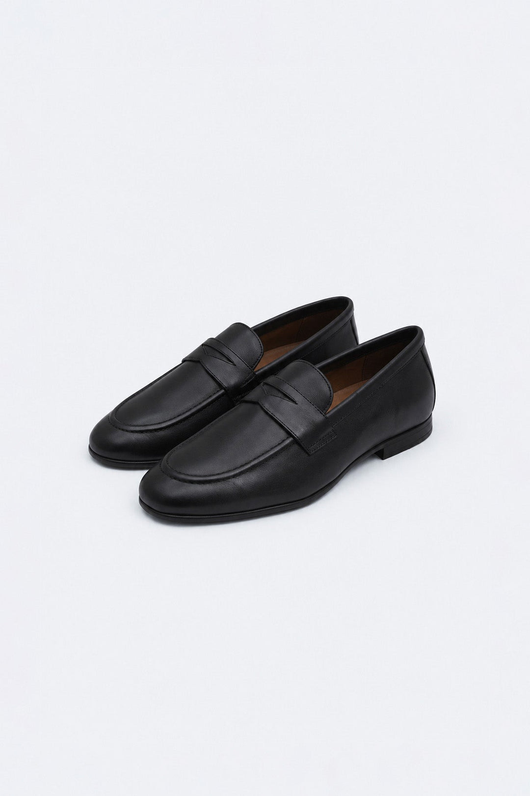 LEATHER PENNY LOAFERS