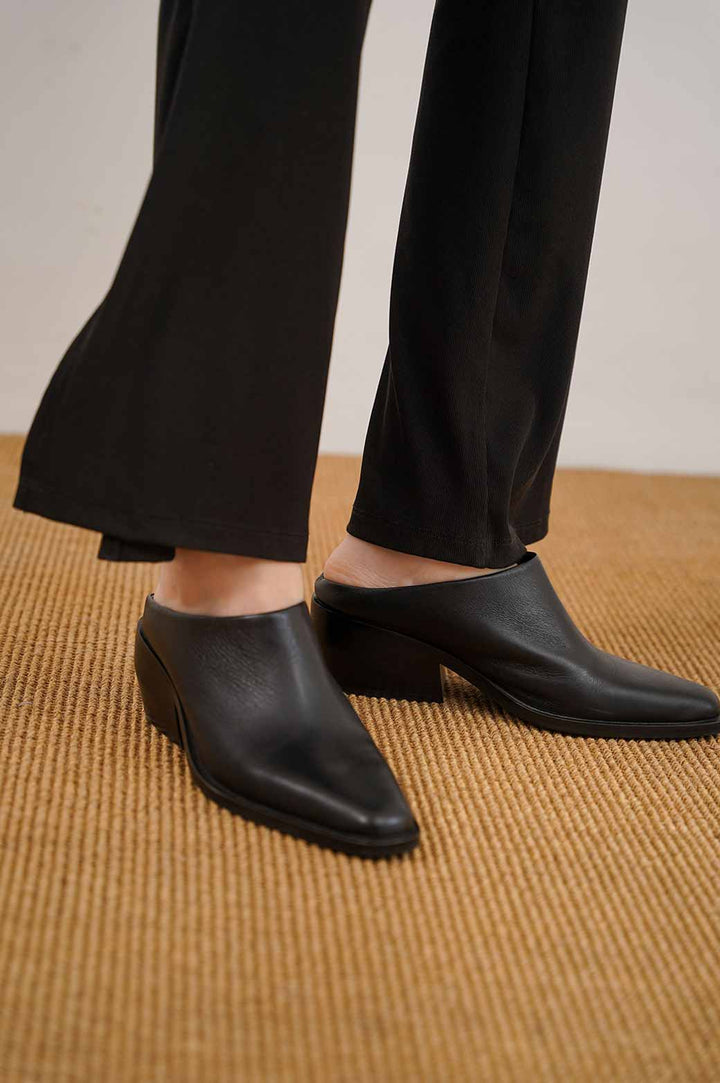 BLACK LEATHER BOOT MULES