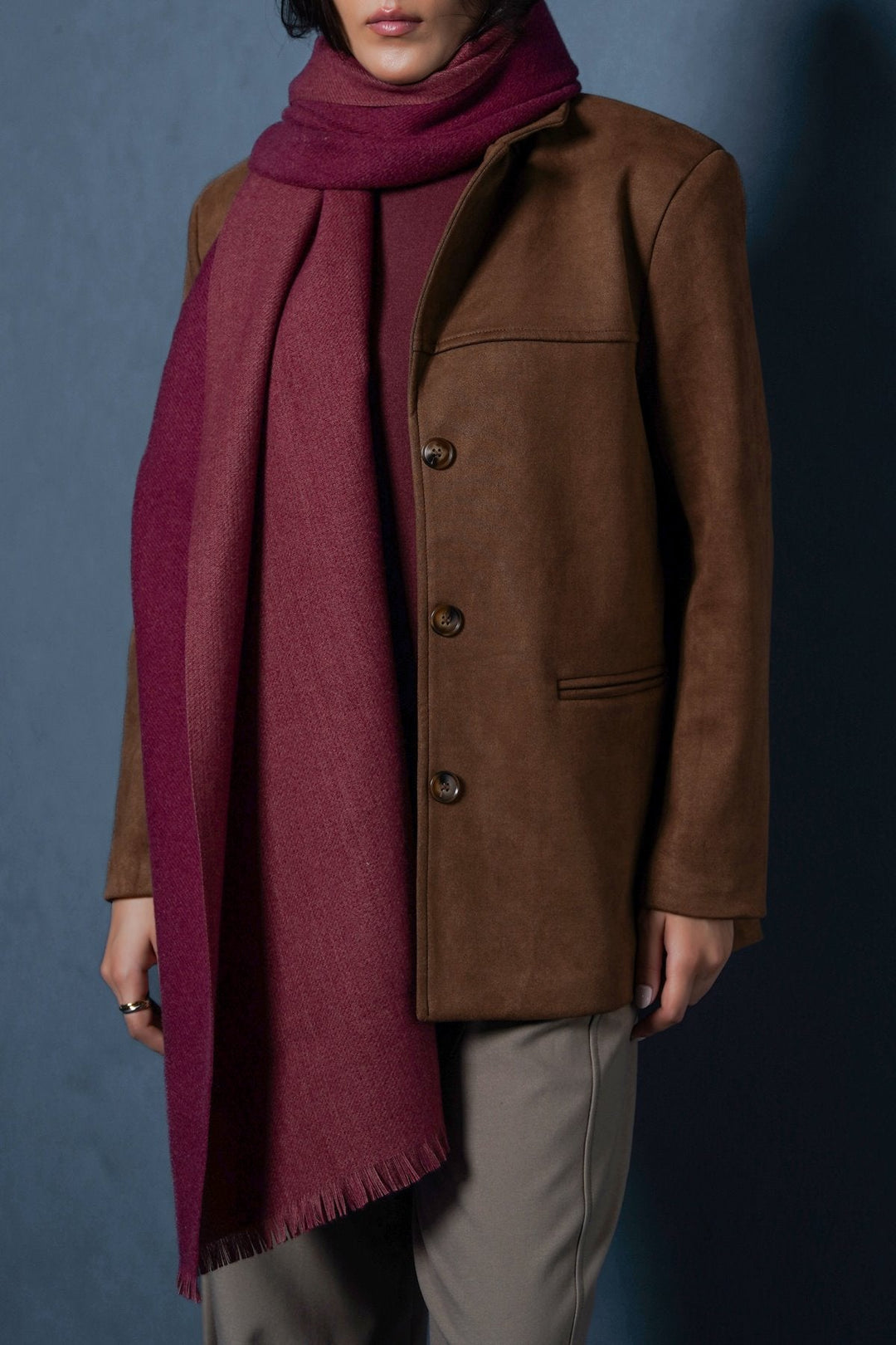 BURGUNDY PLUSH REVERSIBLE SCARF