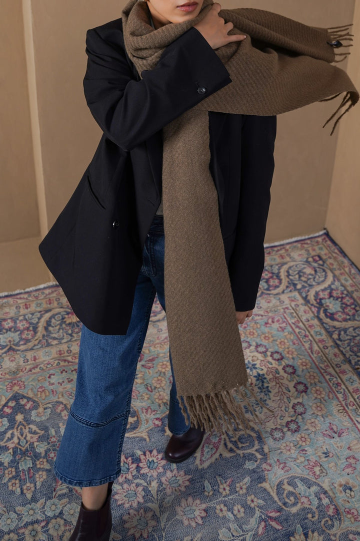 TAUPE COZY WEAVE SCARF