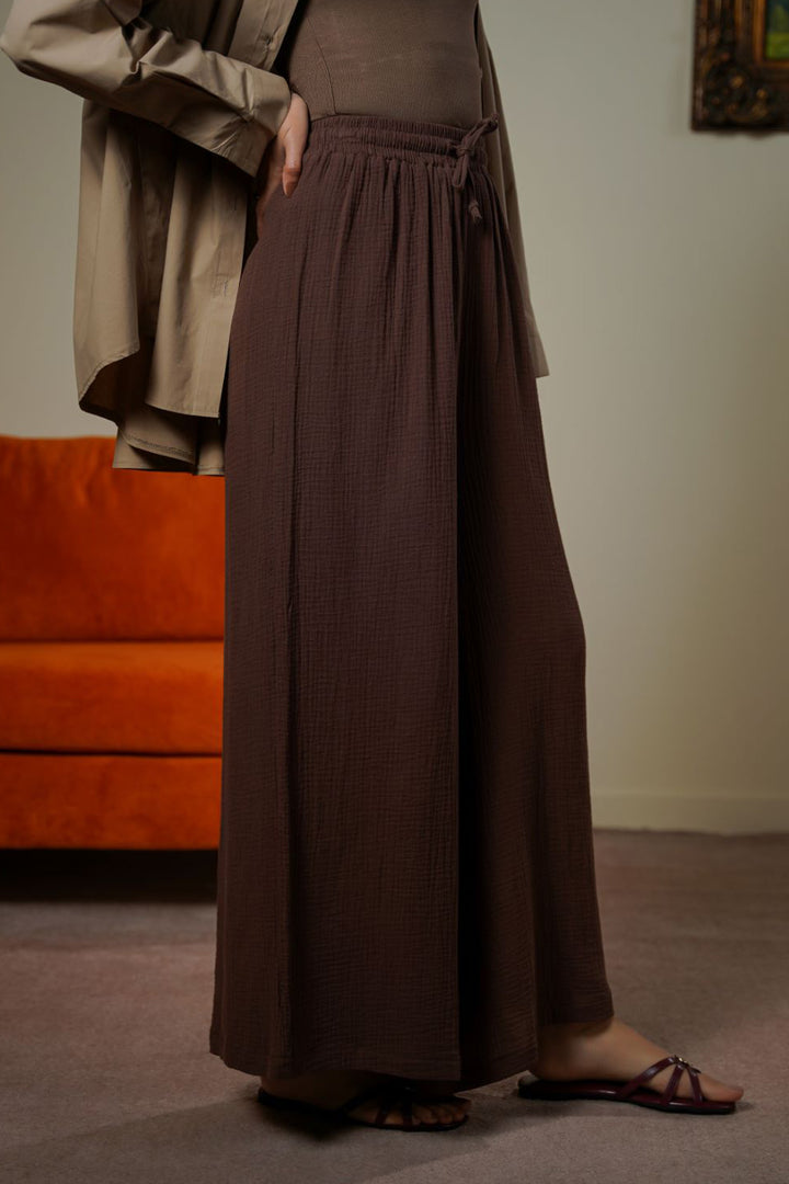 CHOCOLATE MUSLIN WIDE PANTS