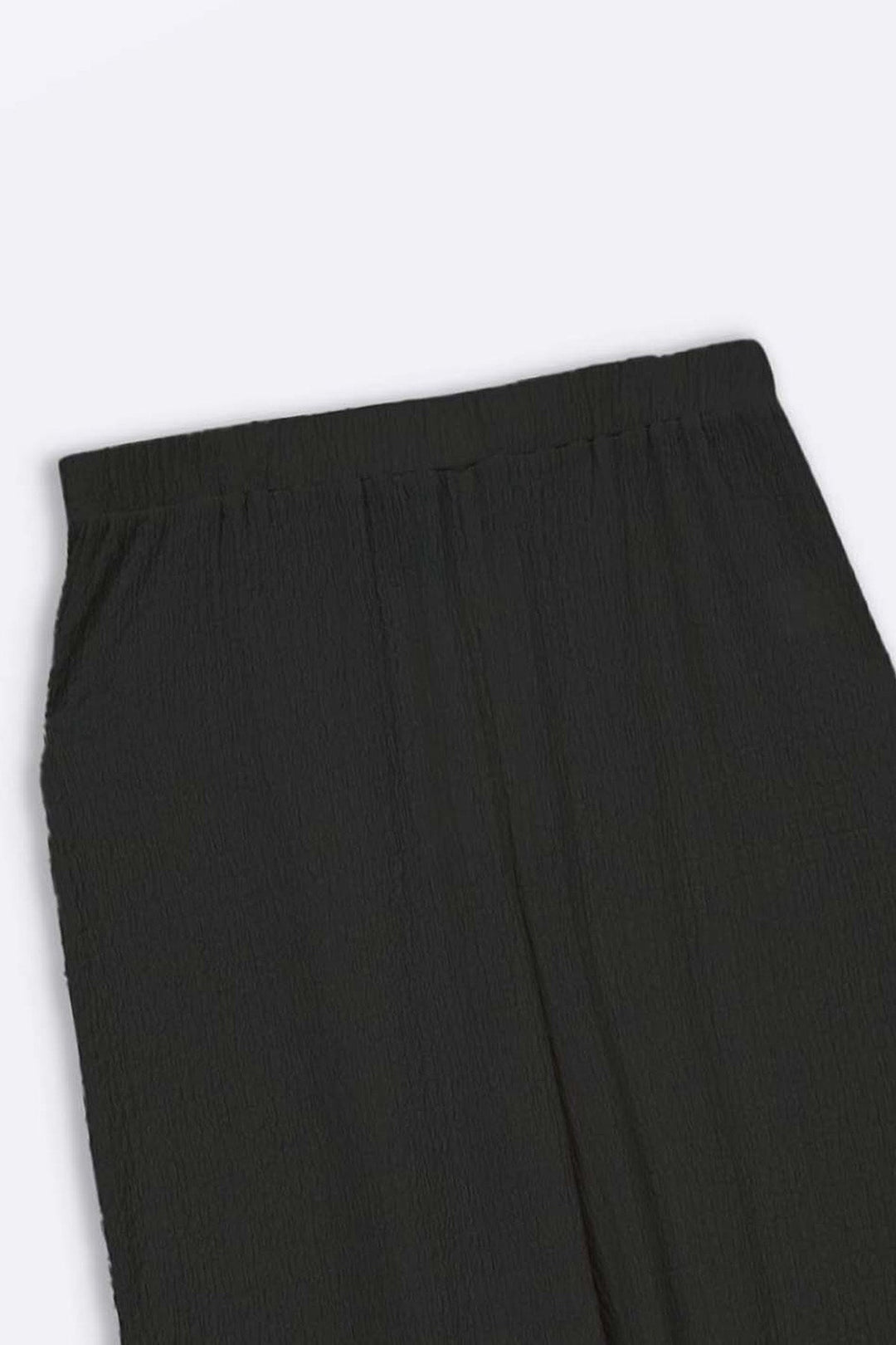 BLACK TEXTURED STRETCHY PANTS