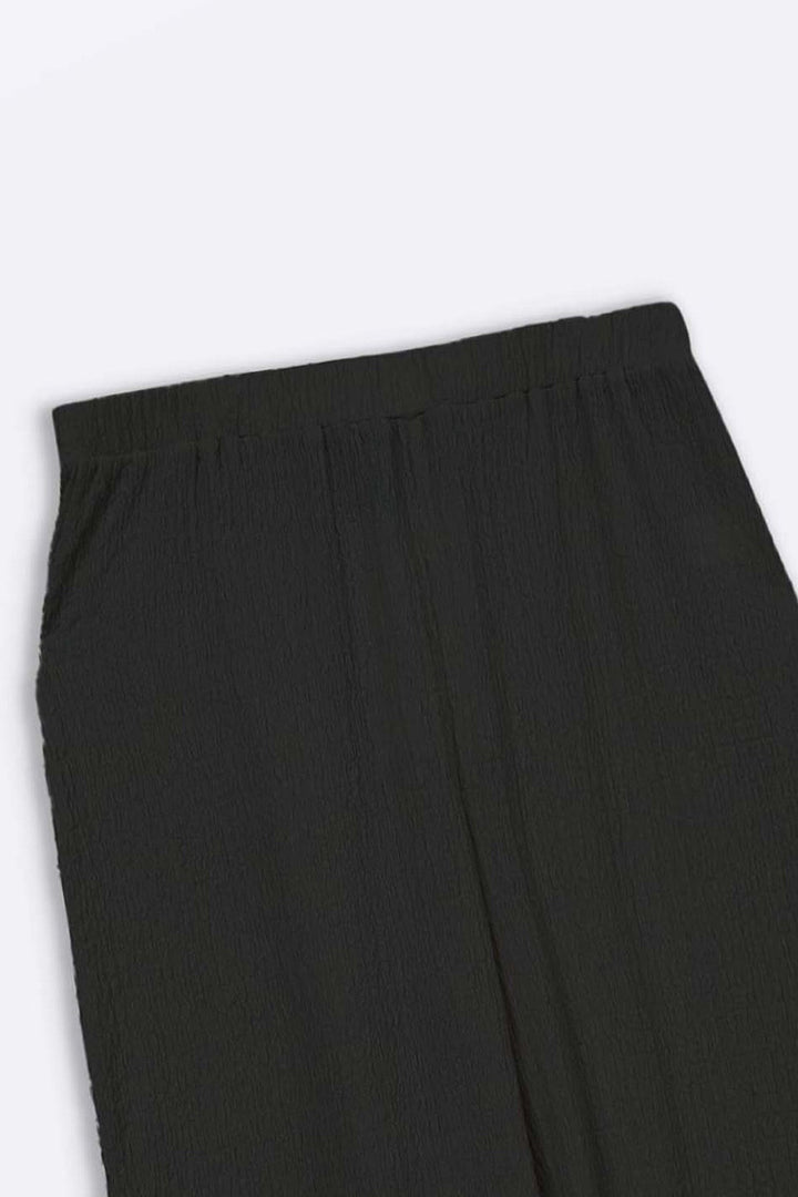 BLACK TEXTURED STRETCHY PANTS