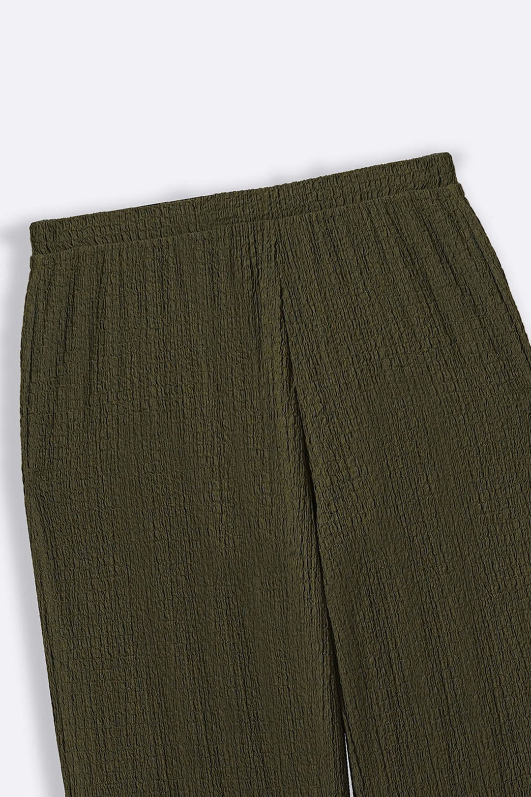 GREEN TEXTURED STRETCHY PANTS