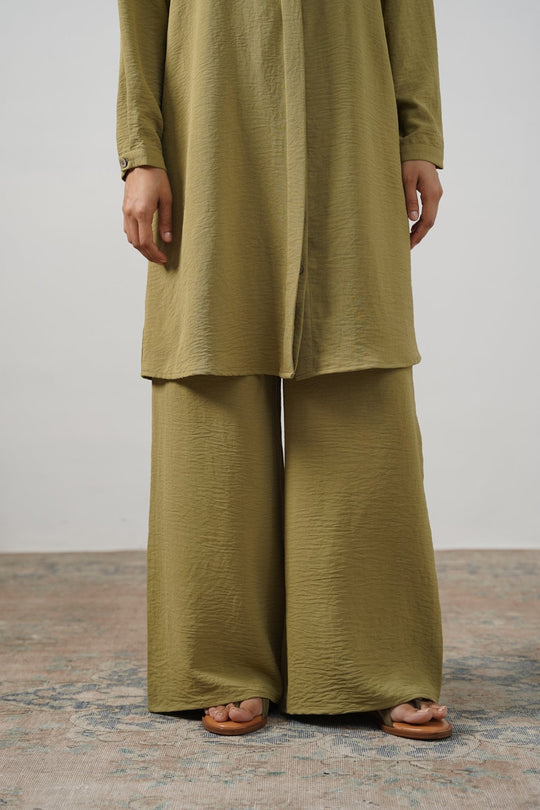 GREEN SLINKY WIDE LEG PANTS