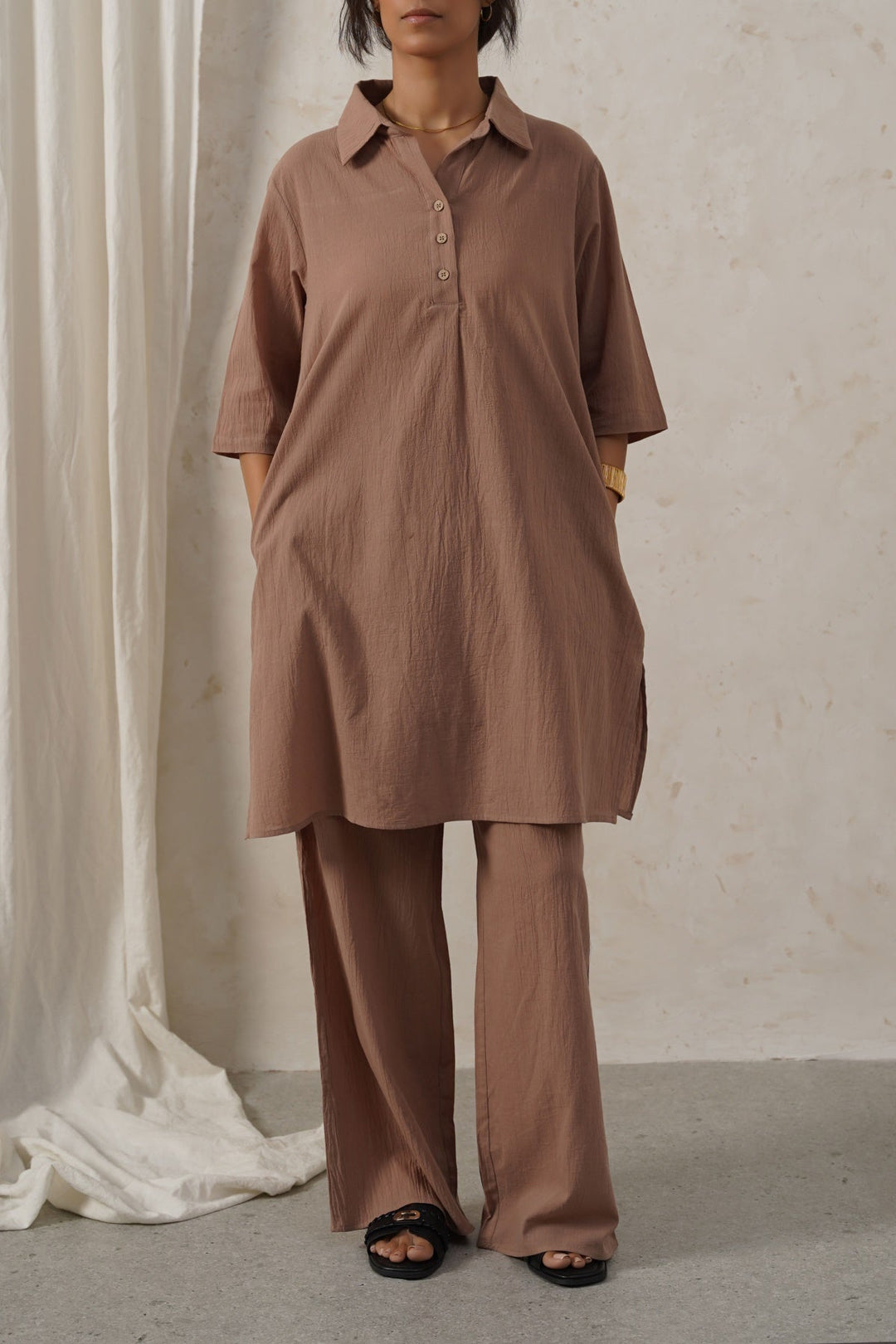 BROWN FEATHER COTTON PANTS