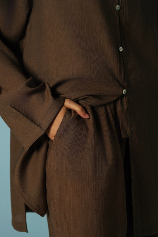 OLIVE FLOWY TEXTURED PANTS