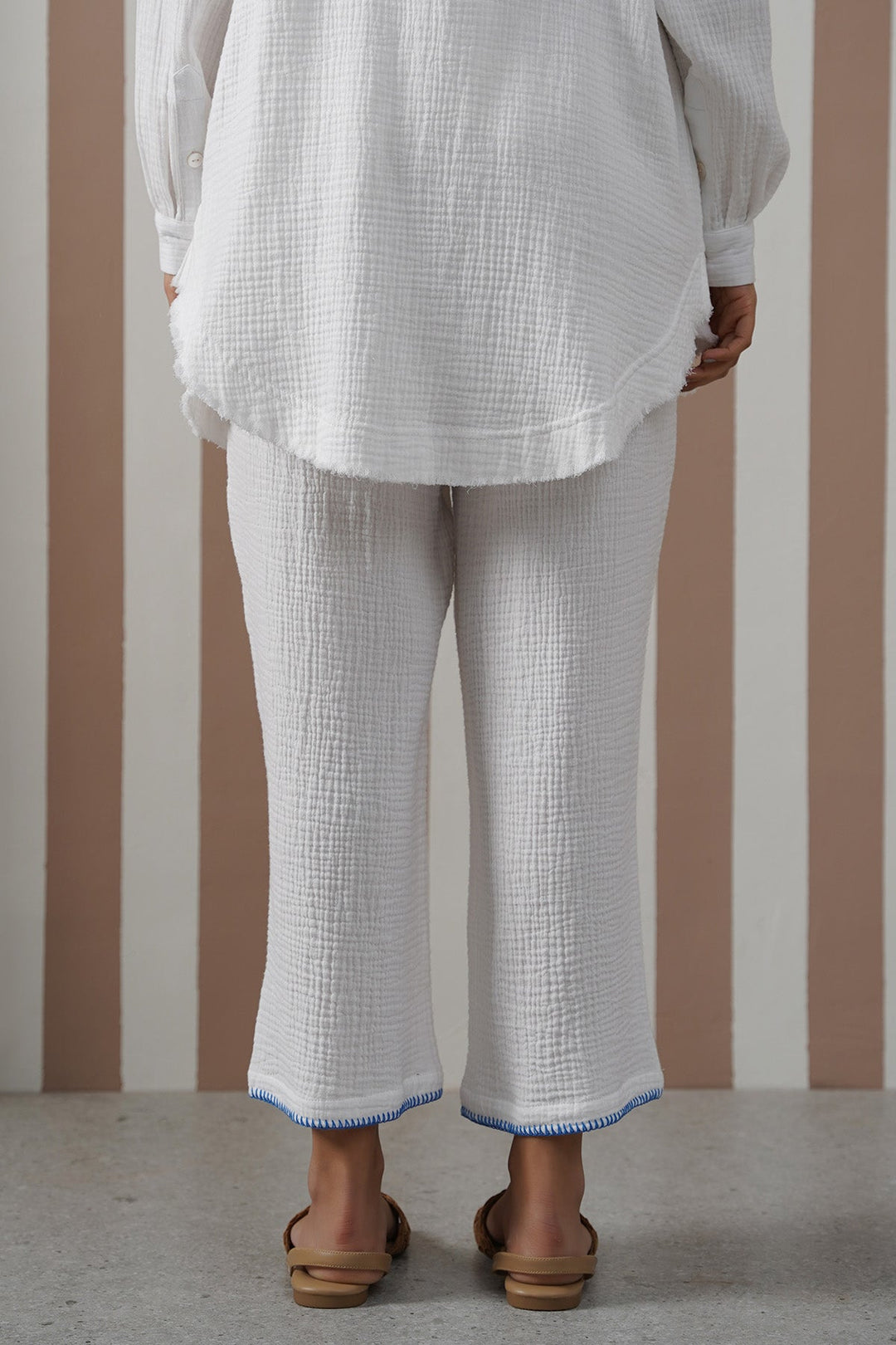 BLUE RESORT EMBROIDERED WIDE PANTS
