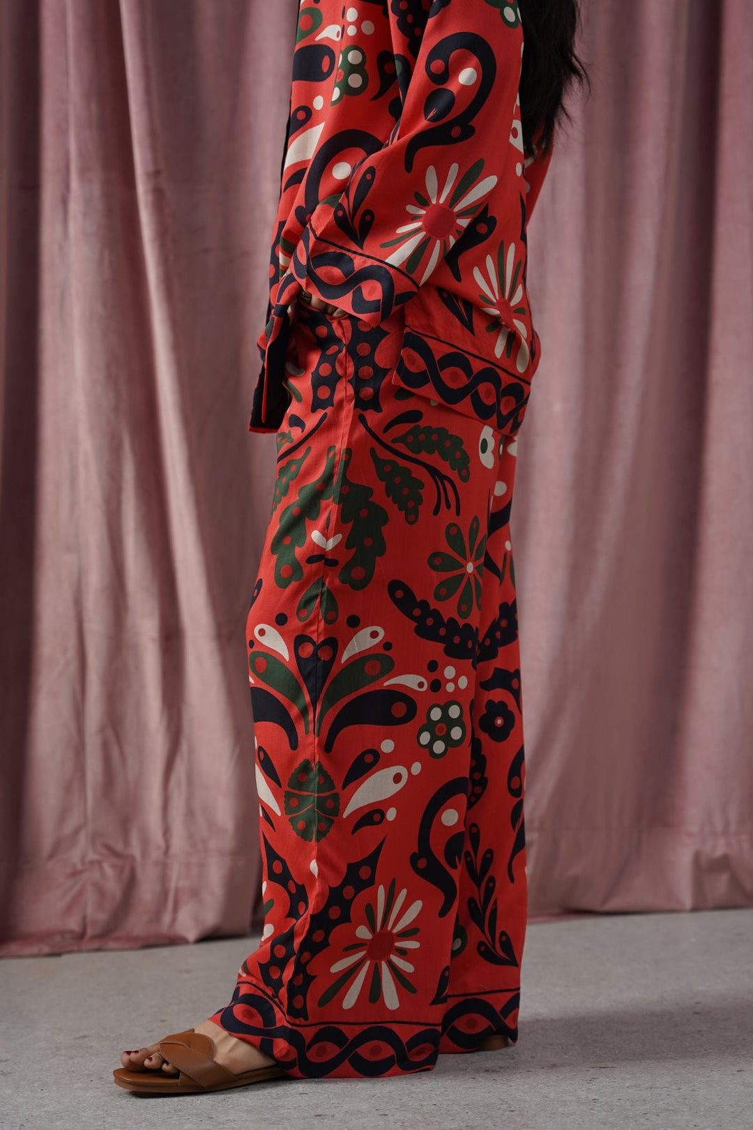 RED CRIMSON PRINTED PANTS