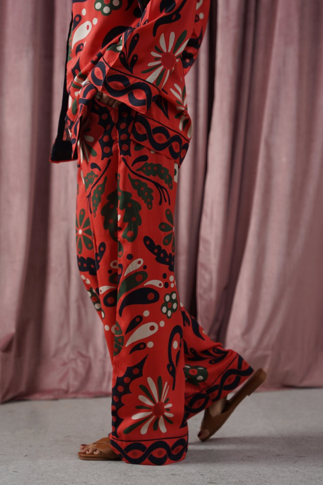 RED CRIMSON PRINTED PANTS