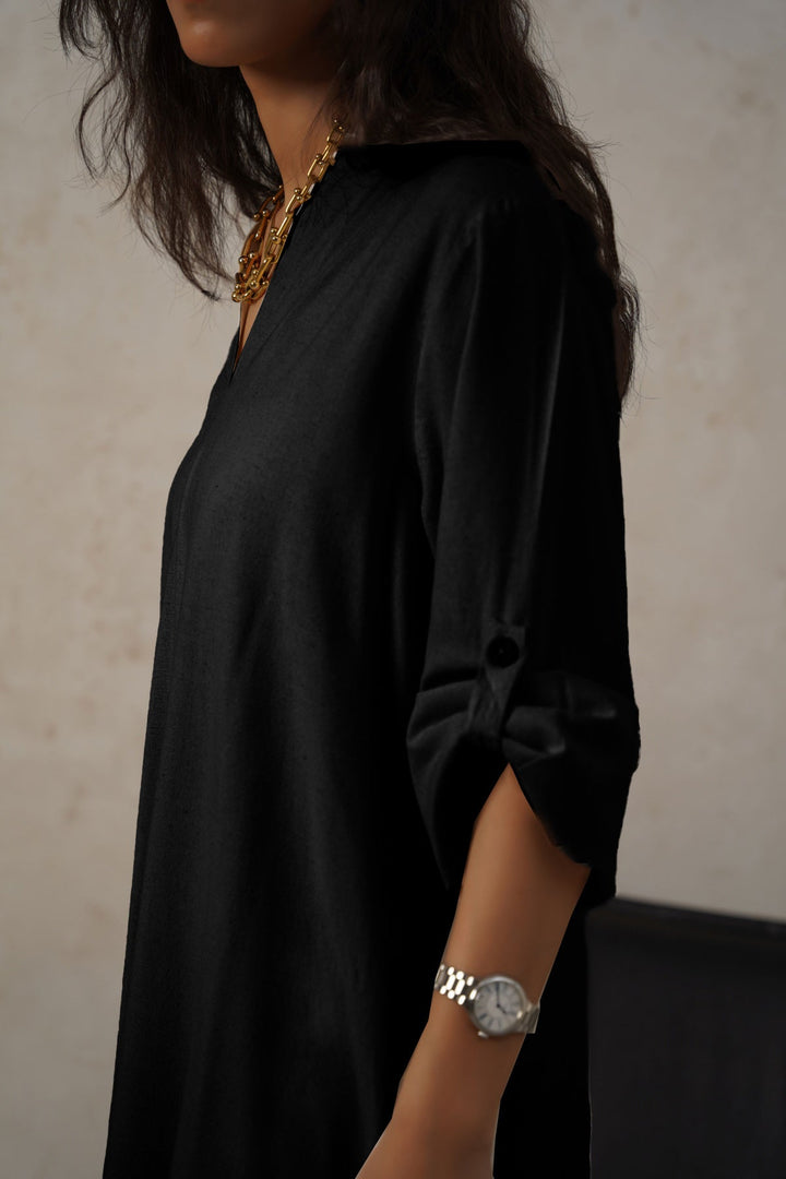 BLACK LINEN MIDI TUNIC