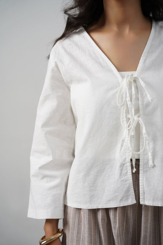 WHITE LINEN BOW BLOUSE