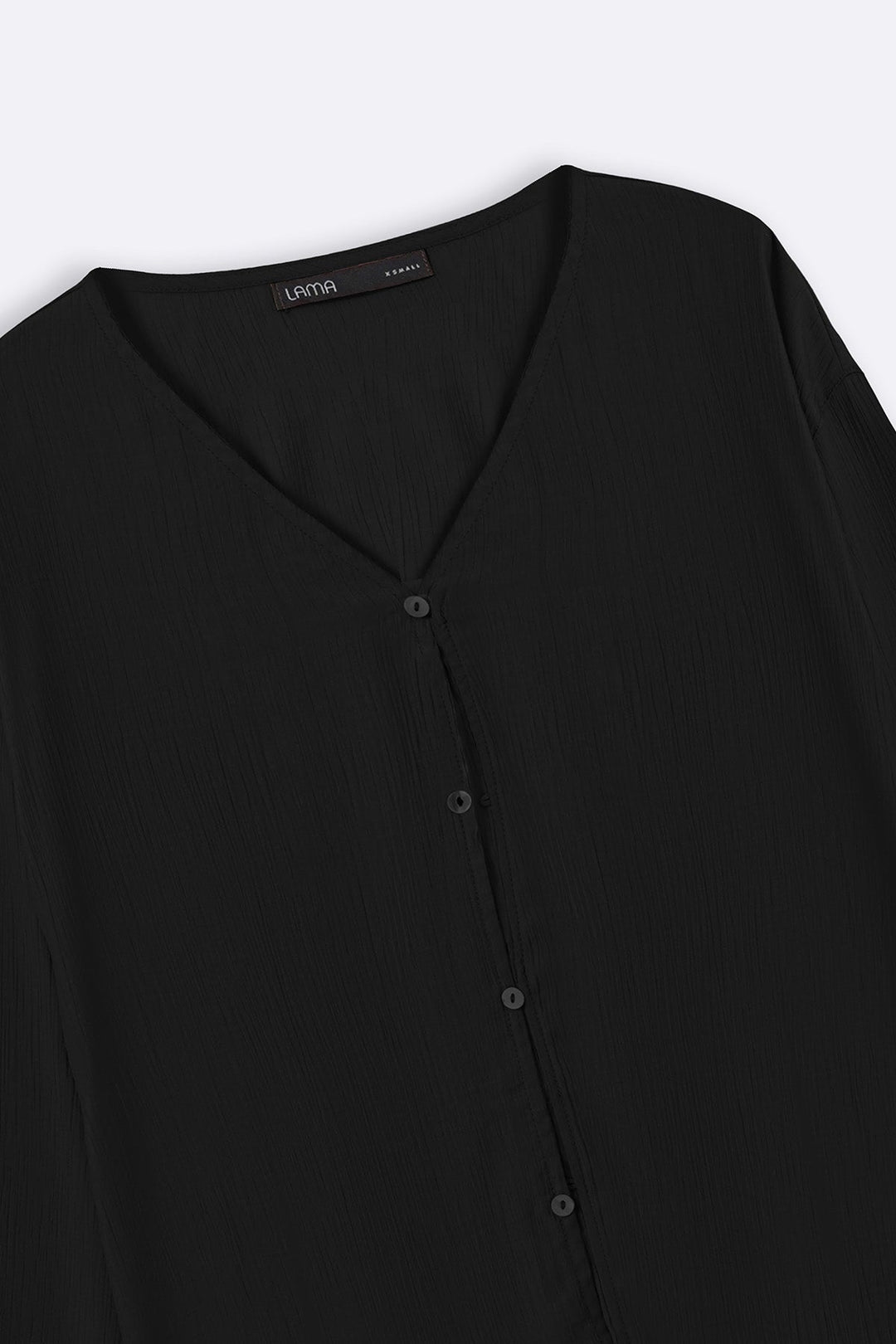 BLACK FLOWY TEXTURED BLOUSE