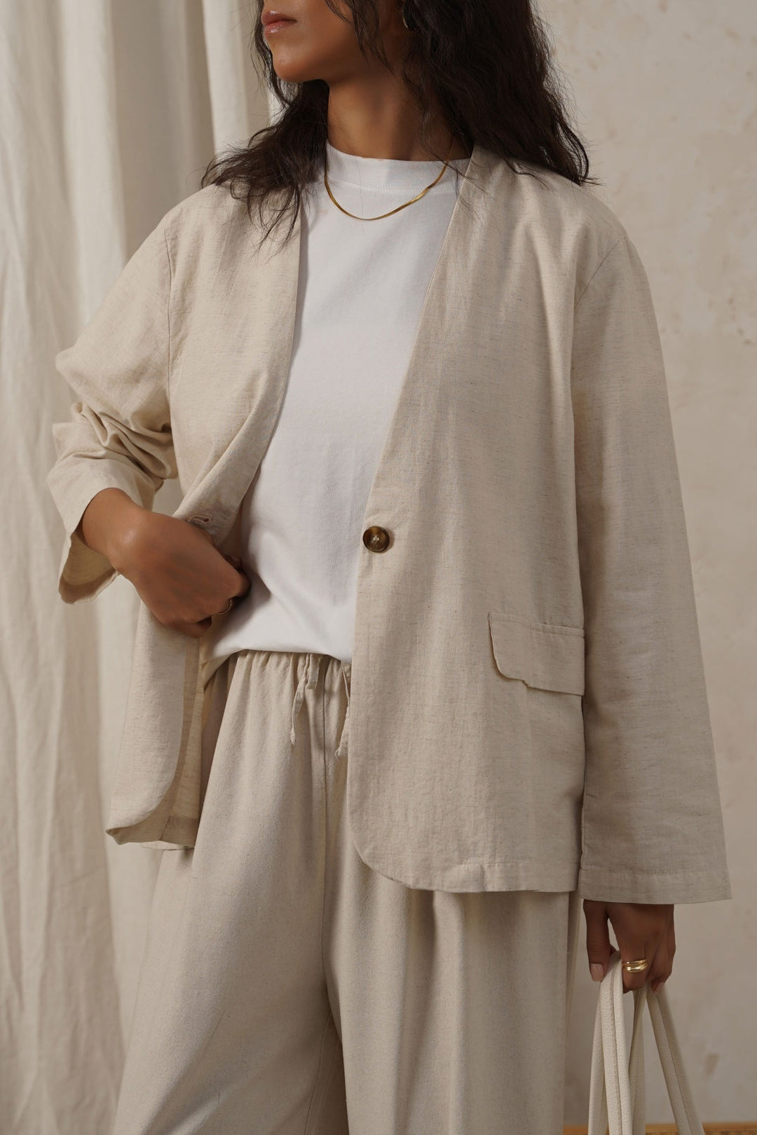 BEIGE COLLARLESS LINEN BLAZER