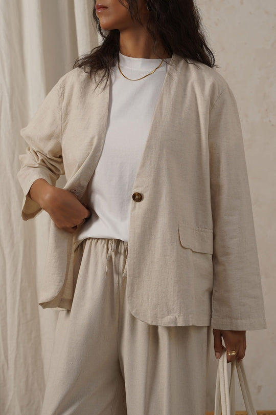 BEIGE COLLARLESS LINEN BLAZER