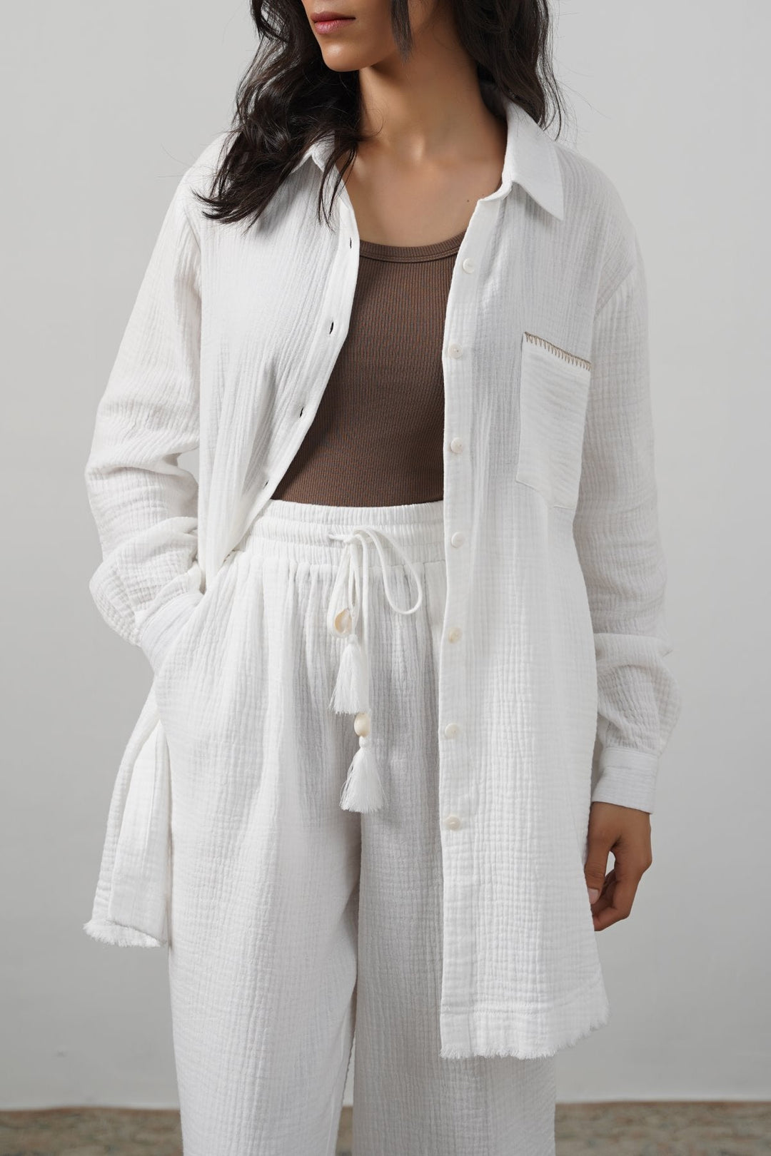 BEIGE RESORT CHAI CLUB SHIRT