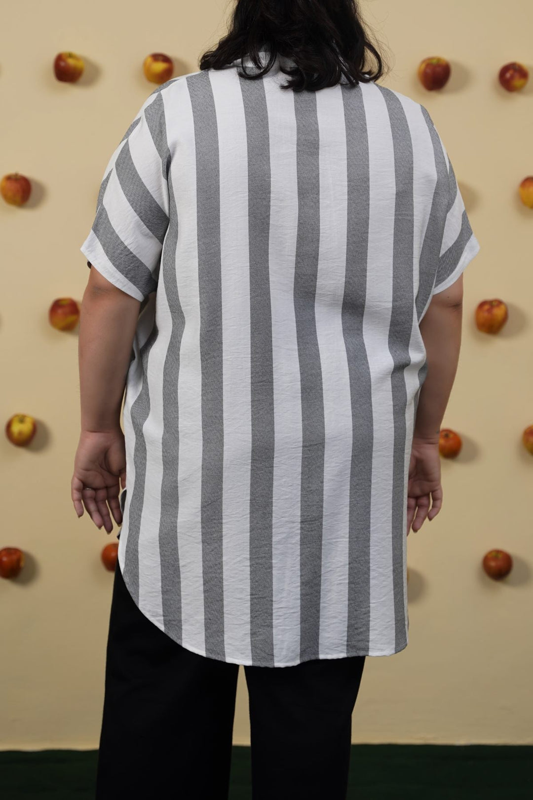 BLACK CURVE STRIPED HOLIDAY TUNIC