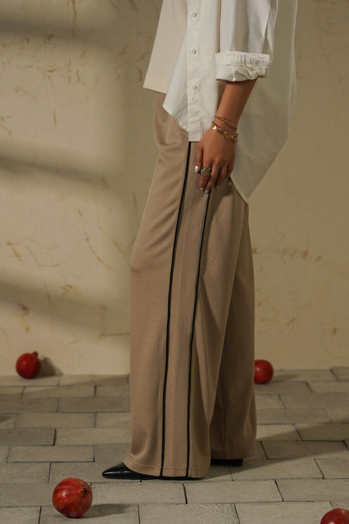 BEIGE SUPER SOFT LOUNGE PANTS
