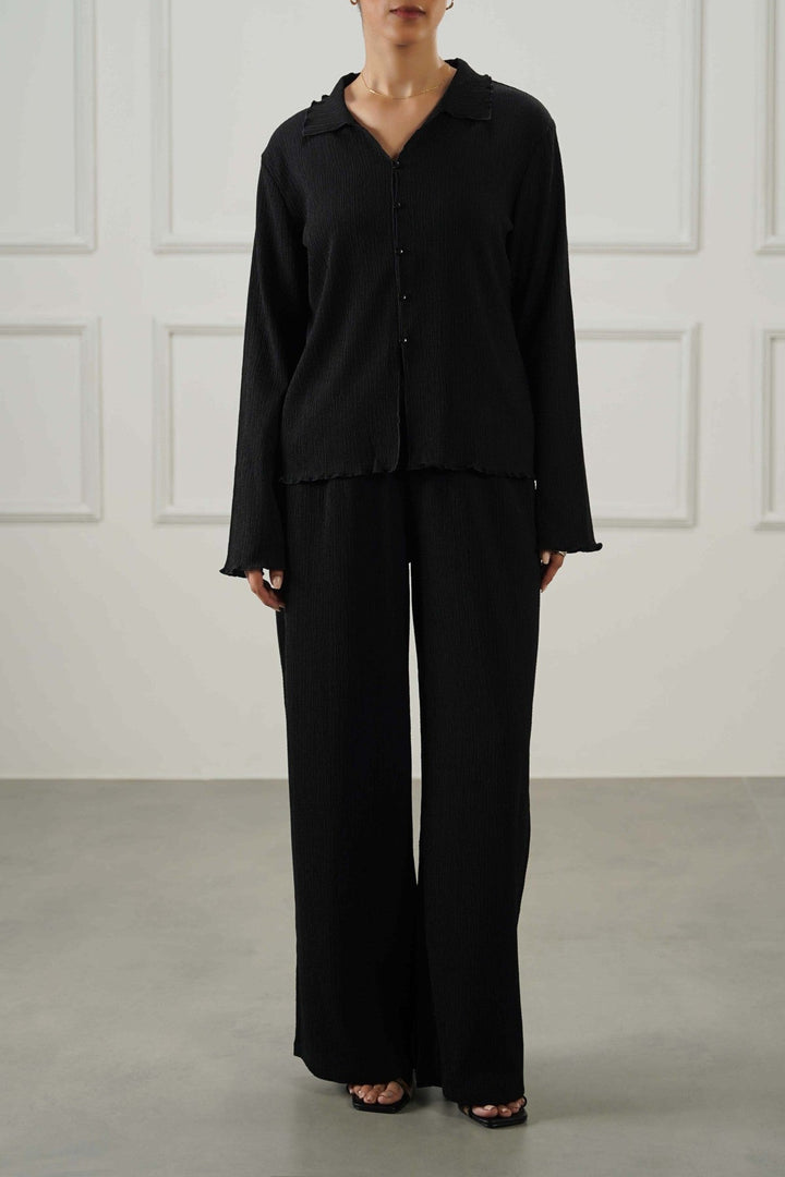 BLACK CRINKLE KNIT PANTS