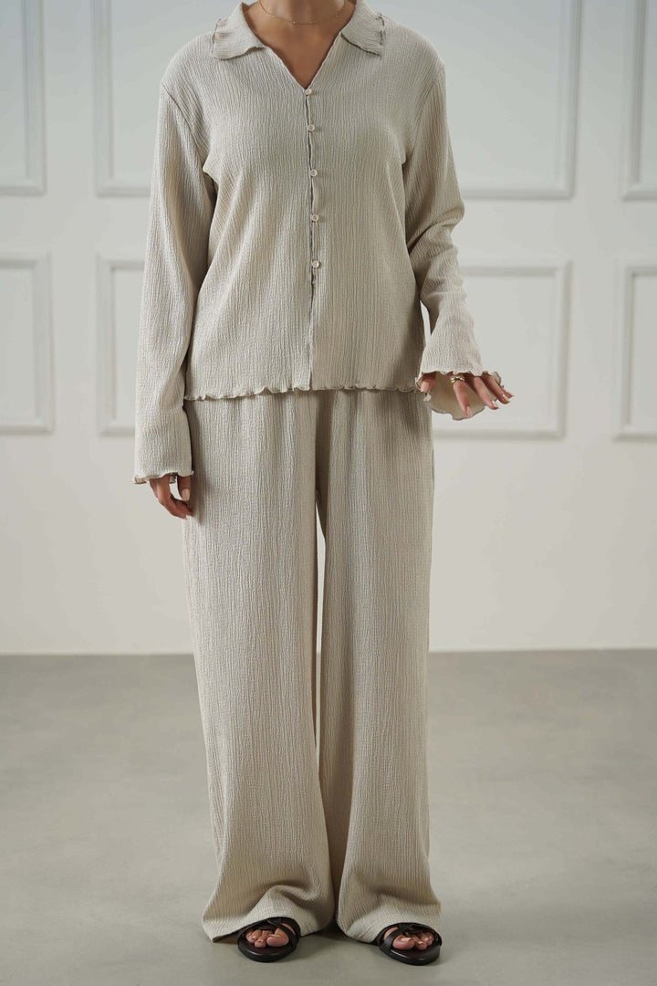 IVORY CRINKLE KNIT PANTS