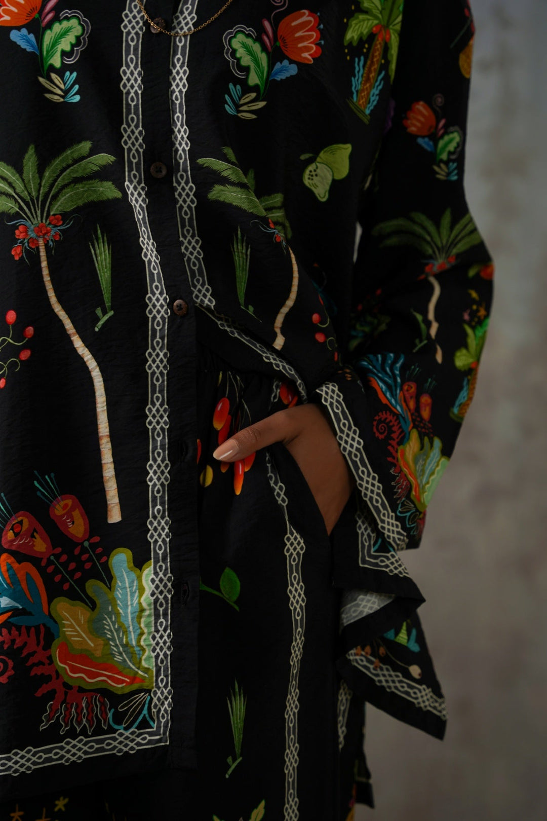 BLACK GREEN APPLE PANTS