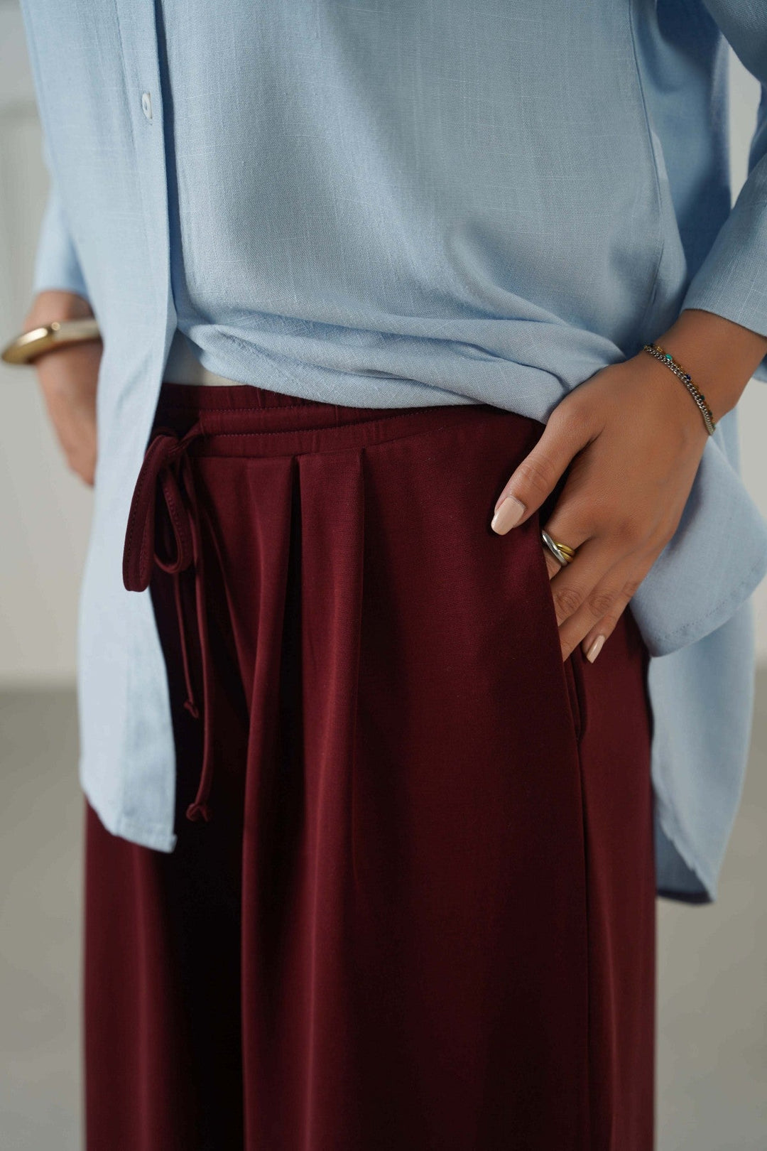 WINE FLOWY WIDE PANTS