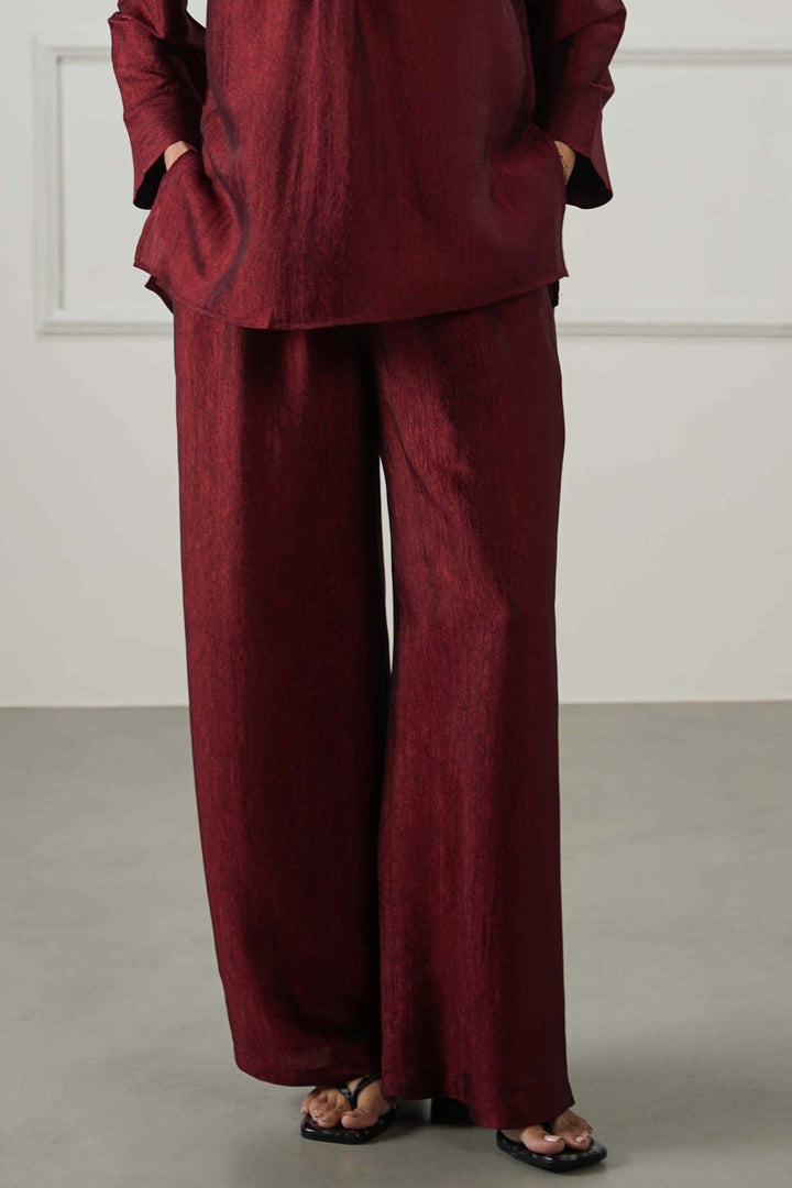 RUST TEXTURED FLOWY PANTS